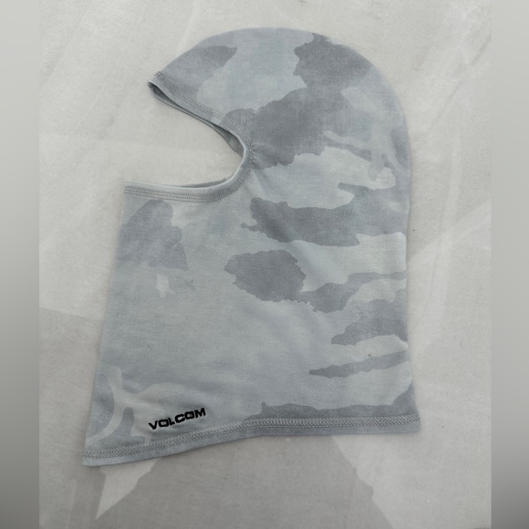 Volcom Balaclava White Camo One Size Fits All Unisex - Picture 1 of 6